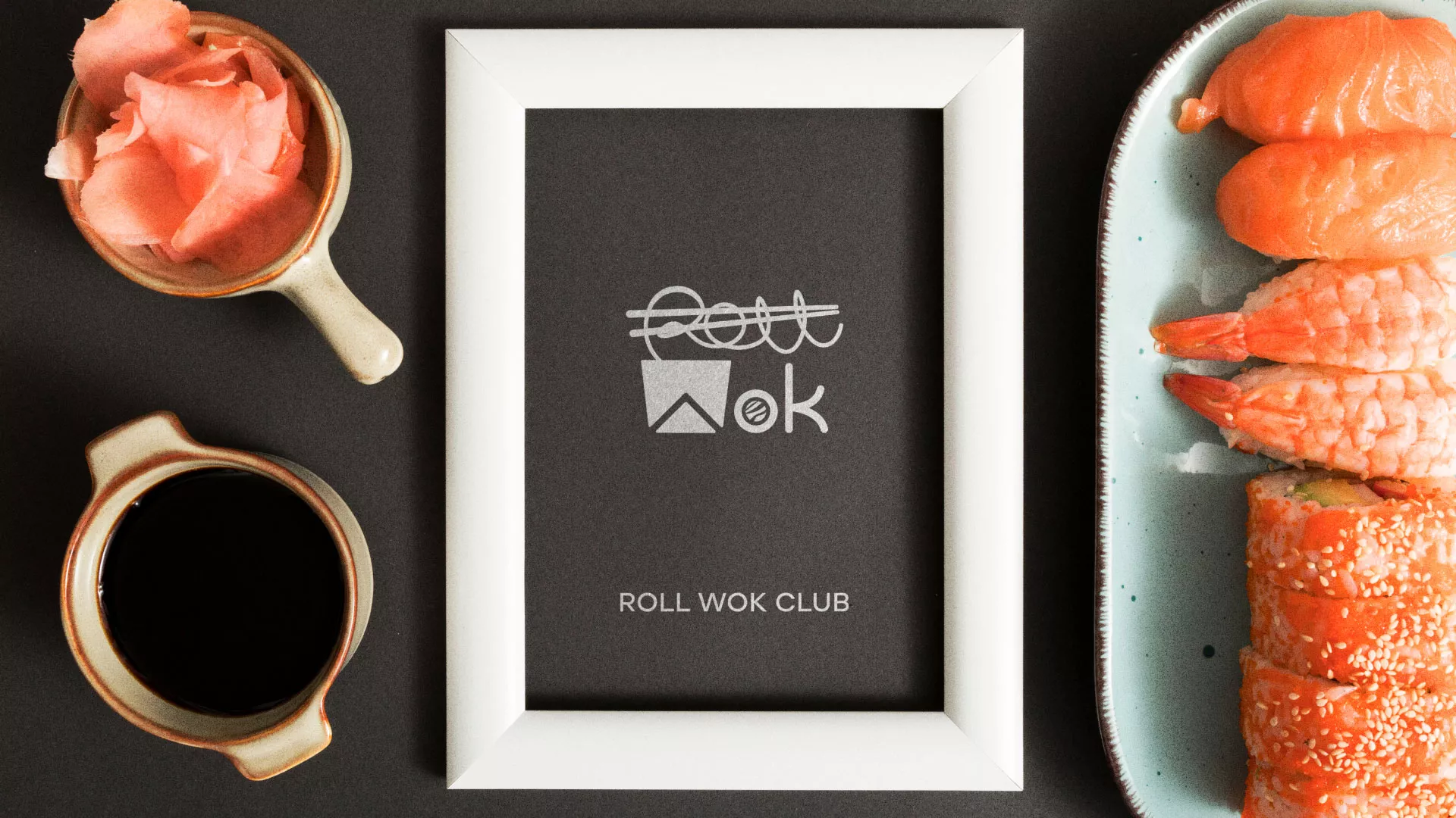 Разработка логотипа суши-бара «Roll Wok Club» в Краснотурьинске